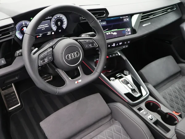 AUDI A3 Sportback PHEV (2025) — foto 8 van 26