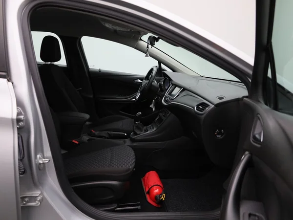 Opel Astra (2021) — foto 22 van 36
