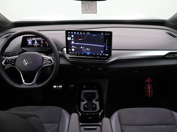 VOLKSWAGEN ID.4 (2025) — foto 10 van 25