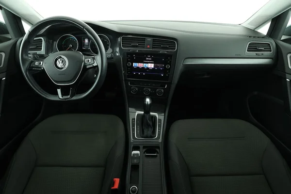 Volkswagen e-Golf (2020) — foto 3 van 16