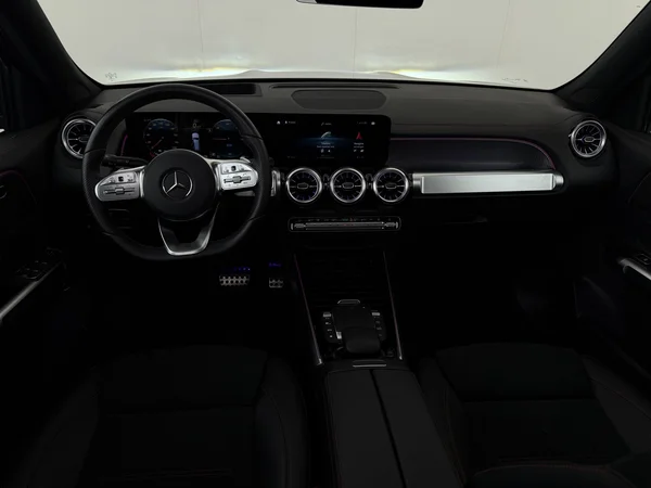 MERCEDES EQB 250 (2022) — foto 35 van 35