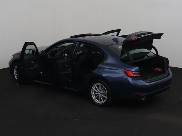 BMW 320 (2021) — foto 33 van 34