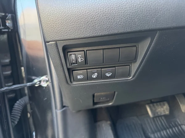 TOYOTA Yaris Cross (2024) — foto 2 van 24