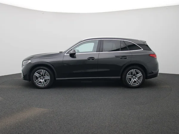 Mercedes-Benz GLC (2025) — foto 44 van 48