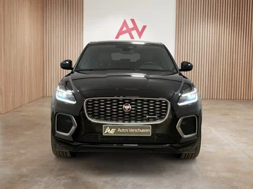Jaguar E-Pace 61ca38e5-edb8-4a02-b84a-4c377db37905