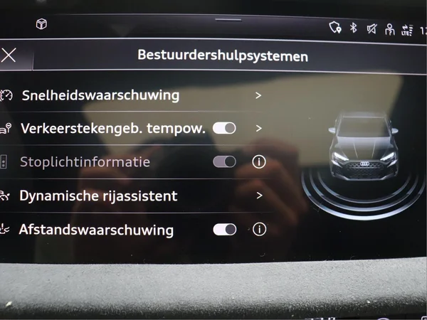 AUDI RS3 Sedan (2026) — foto 13 van 15