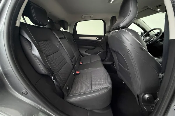 Renault Arkana E-TECH (HEV) (2022) — foto 4 van 34