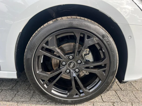 AUDI A3 Sportback (2025) — foto 17 van 24