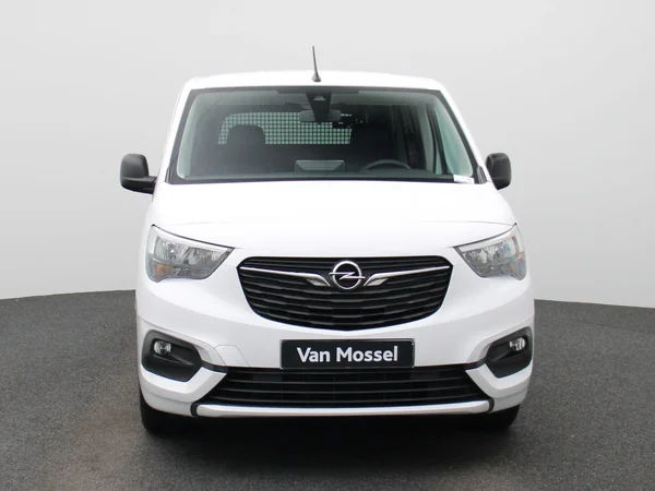 Opel Combo Life (2023) — foto 23 van 30