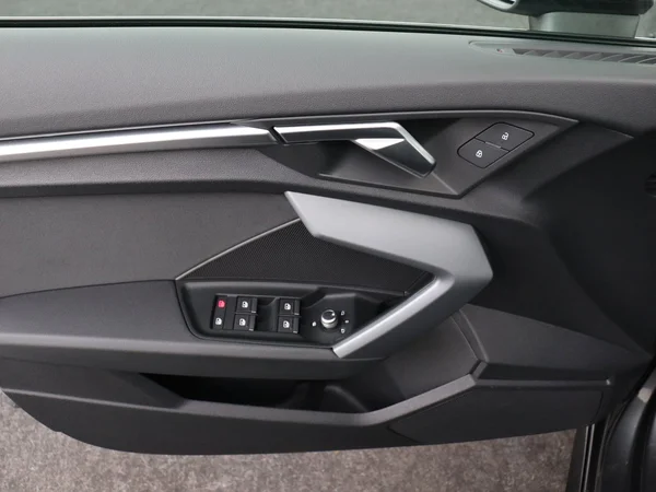 AUDI A3 Sportback (2025) — foto 9 van 18