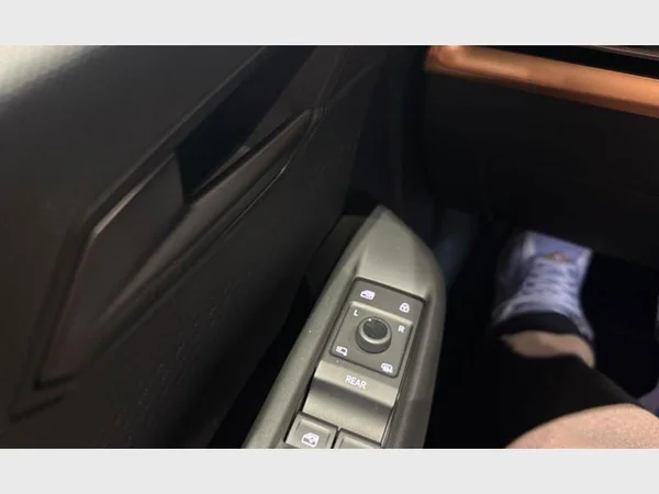 CUPRA Born (2026) — foto 4 van 28