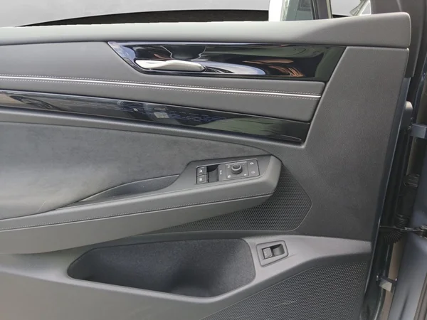 VOLKSWAGEN ID.7 Tourer (2026) — foto 8 van 12