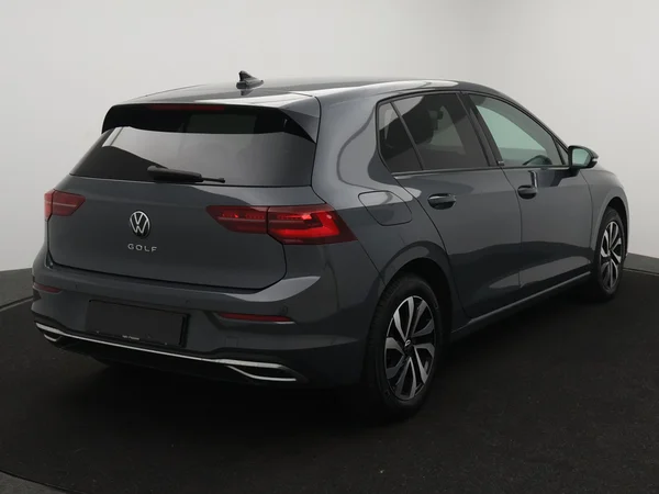 VOLKSWAGEN Golf VIII (2023) — foto 12 van 25