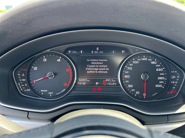 AUDI A4 Avant (2019) — foto 17 van 18