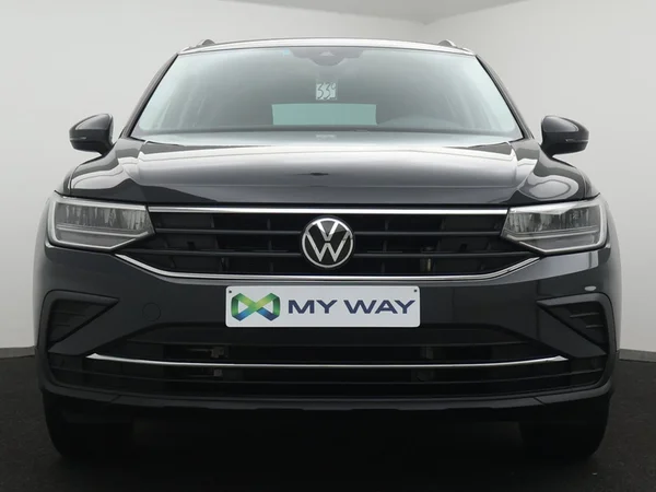 VOLKSWAGEN Tiguan eHybrid (PHEV) (2022) — foto 19 van 26