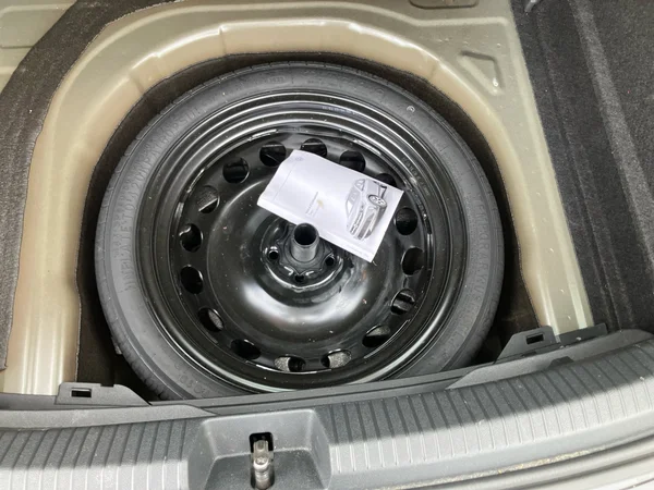 VOLKSWAGEN Taigo (2022) — foto 4 van 25