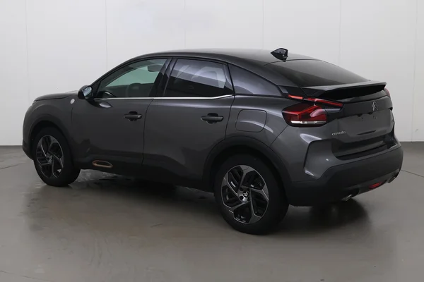 Citroen C4 (2023) — foto 12 van 18