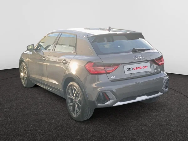 AUDI A1 Allstreet (2023) — foto 7 van 18