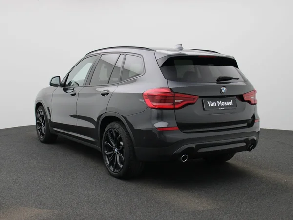 BMW X3 (2021) — foto 12 van 45