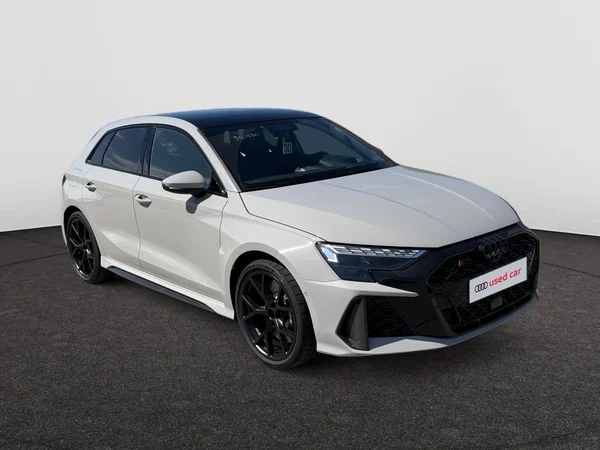 AUDI RS3 Sportback (2025) — foto 11 van 15