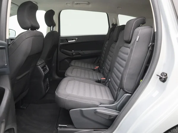 Ford S-Max (2022) — foto 4 van 41