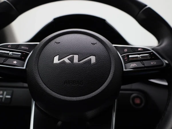Kia cee'd (2023) — foto 20 van 41