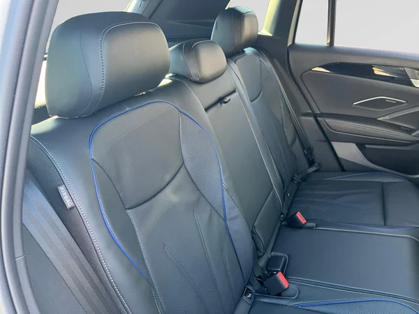 VOLKSWAGEN Tiguan (2025) — foto 5 van 19