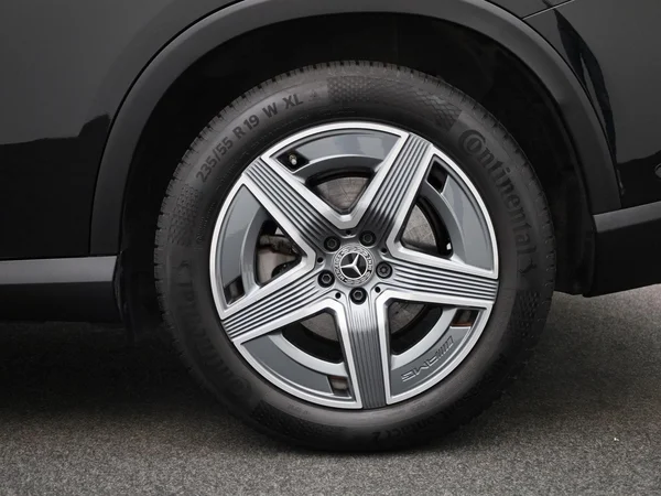 Mercedes-Benz GLC (2025) — foto 4 van 46
