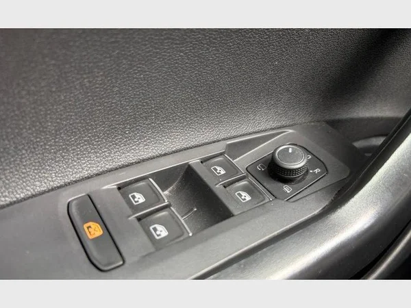 Volkswagen Taigo (2022) — foto 6 van 26