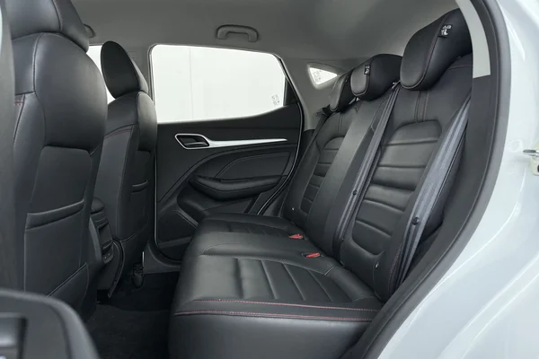 MG Zs (2024) — foto 18 van 19