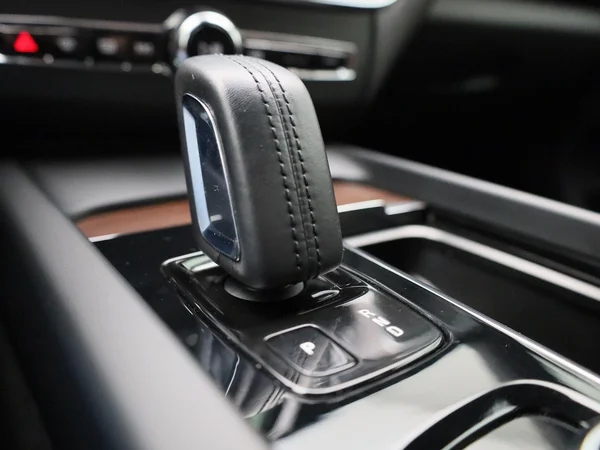 Volvo XC60 (2021) — foto 17 van 43