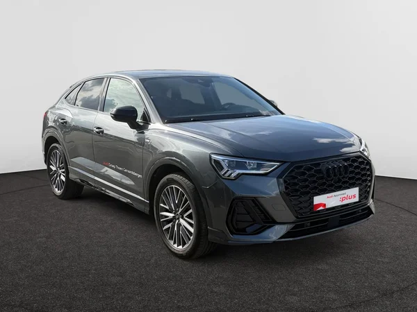 AUDI Q3 Sportback (2024) — foto 20 van 24