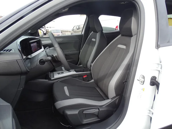 Opel Mokka (2024) — foto 3 van 25