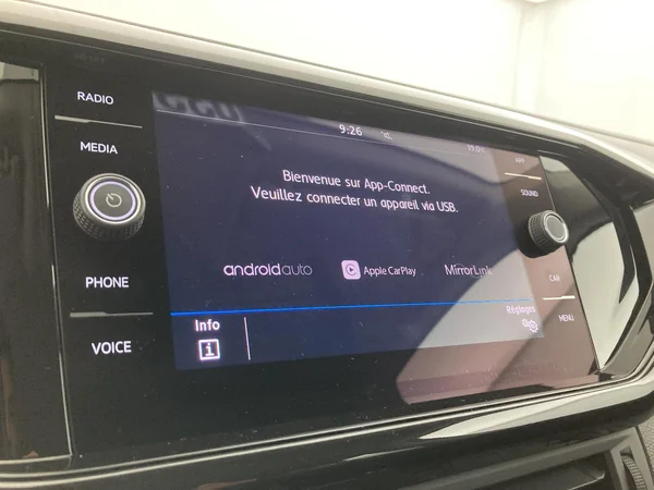 VOLKSWAGEN T-Cross (2020) — foto 6 van 35