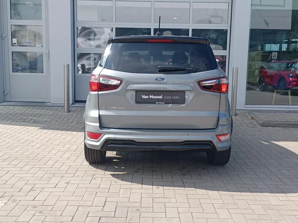 Ford EcoSport (2020) — foto 13 van 17