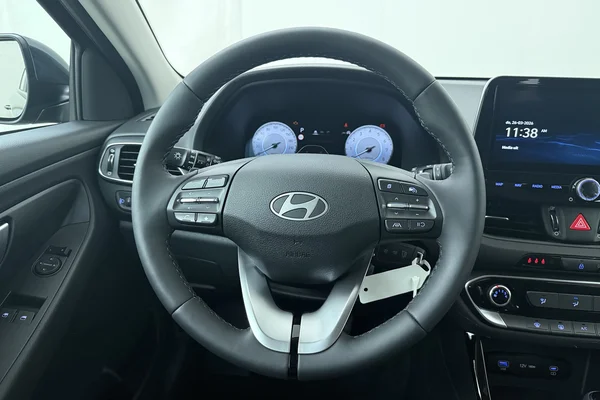 Hyundai i30 Wagon (2026) — foto 2 van 12