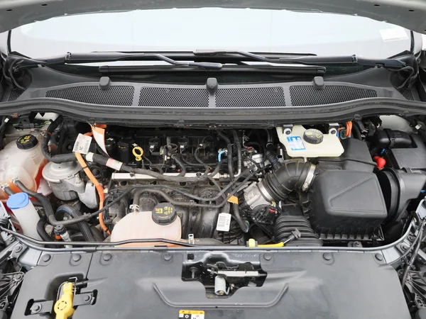 Ford S-Max (2022) — foto 32 van 41