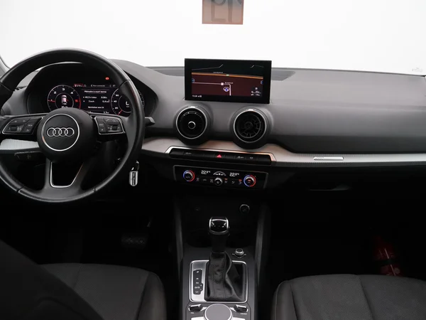 AUDI Q2 (2022) — foto 3 van 25