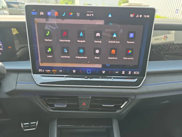 VOLKSWAGEN Tayron eHybrid (PHEV) (2026) — foto 7 van 23
