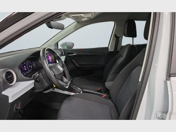 Seat Arona (2024) — foto 3 van 28