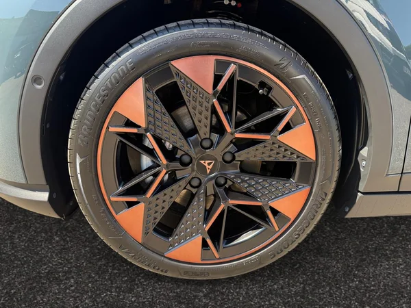 CUPRA Raval (2026) — foto 6 van 20