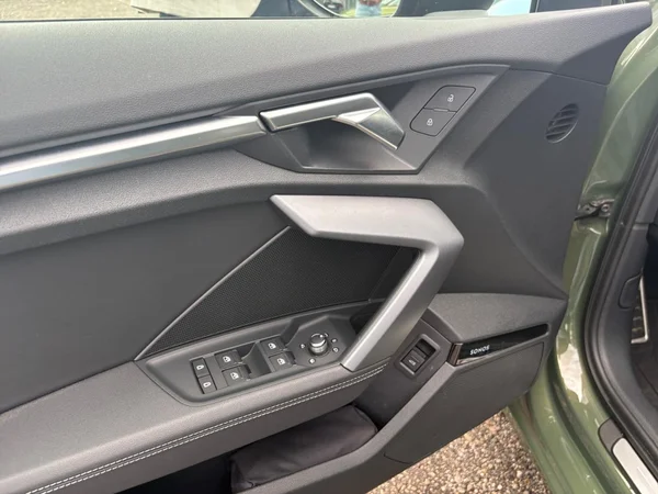 AUDI A3 Sportback (2025) — foto 6 van 24