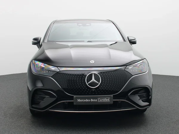 Mercedes-Benz EQE (2025) — foto 23 van 34