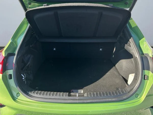 KIA XCeed (2024) — foto 24 van 31