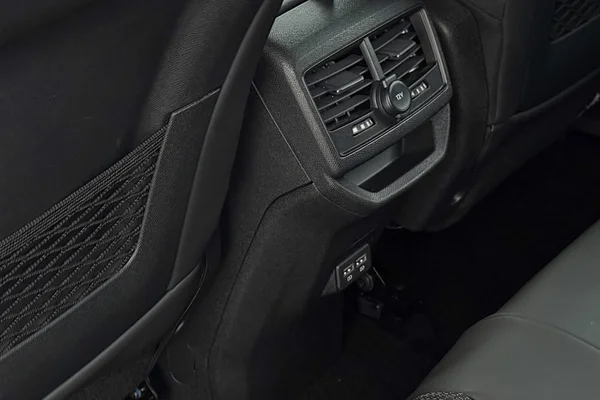 Peugeot 3008 (2023) — foto 13 van 30