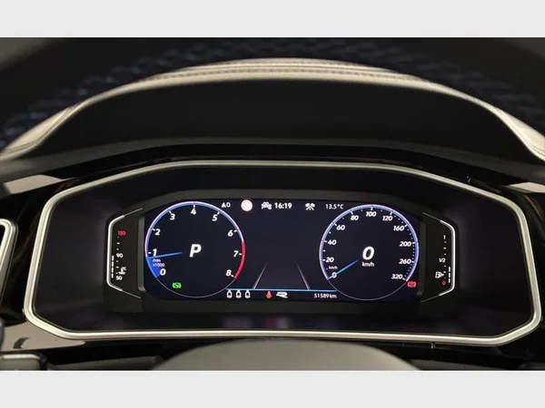 Volkswagen T-Roc R (2023) — foto 8 van 23