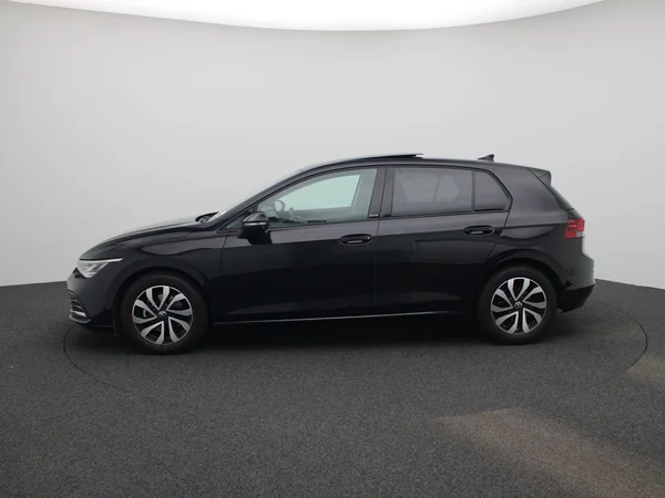 Volkswagen Golf (2022) — foto 34 van 45