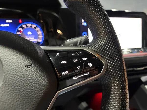 Volkswagen Golf (2022) — foto 4 van 29
