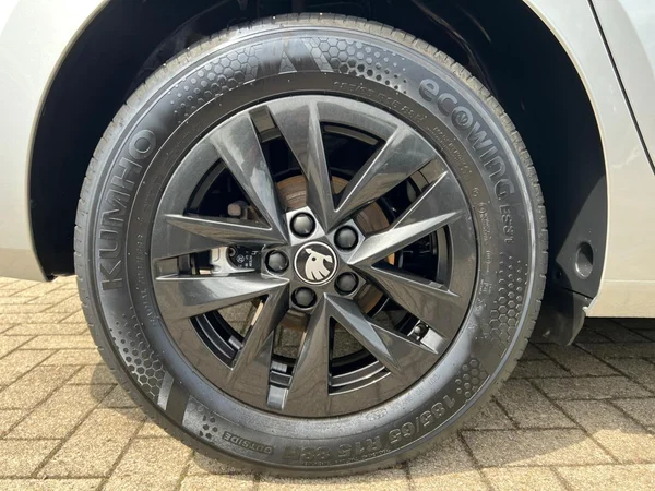 SKODA Fabia (2025) — foto 17 van 24
