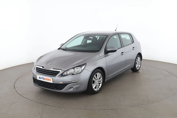 Peugeot 308 (2016) — foto 1 van 16